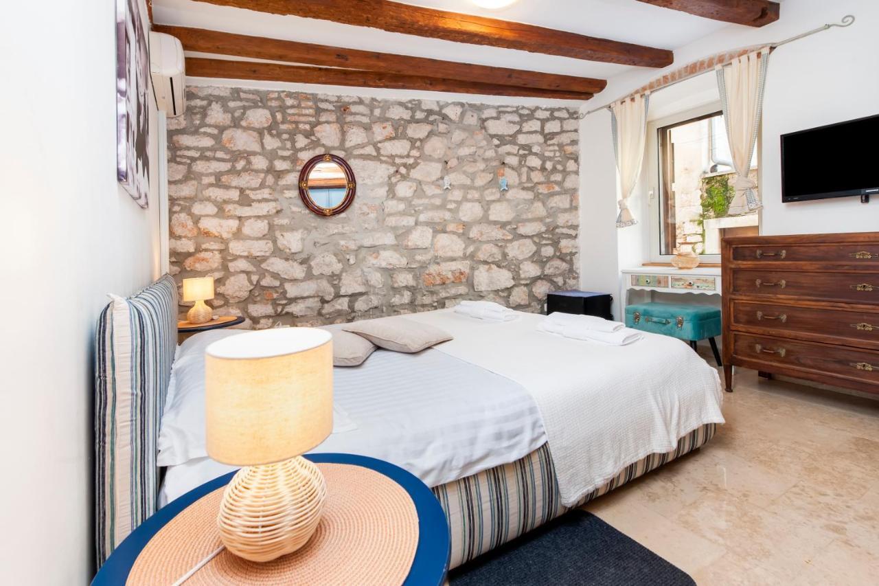 Revera Rooms Rovinj Ngoại thất bức ảnh