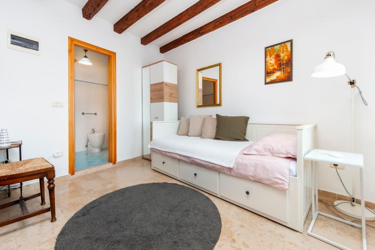 Revera Rooms Rovinj Ngoại thất bức ảnh